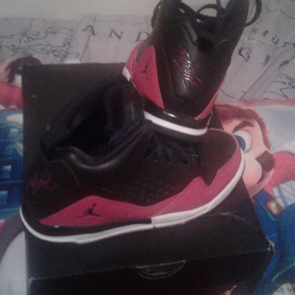 Boys size 12.5 youth